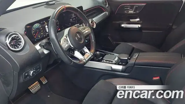 Mercedes-Benz GLB-Class 2022 — Şəkil 17/20