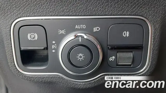Mercedes-Benz GLB-Class 2022 — Şəkil 20/20