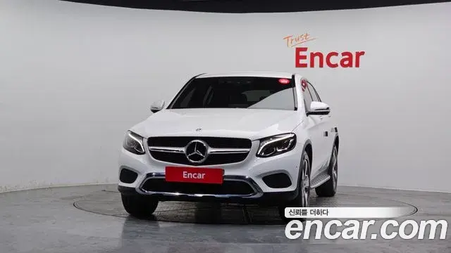 Mercedes-Benz GLC-Class 2019 — Şəkil 2/20