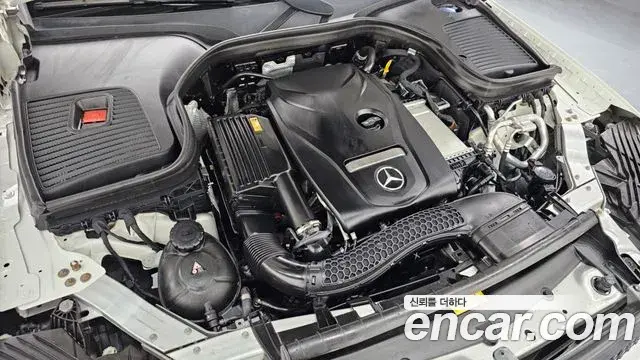 Mercedes-Benz GLC-Class 2019 — Şəkil 5/20