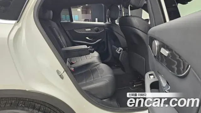 Mercedes-Benz GLC-Class 2019 — Şəkil 14/20