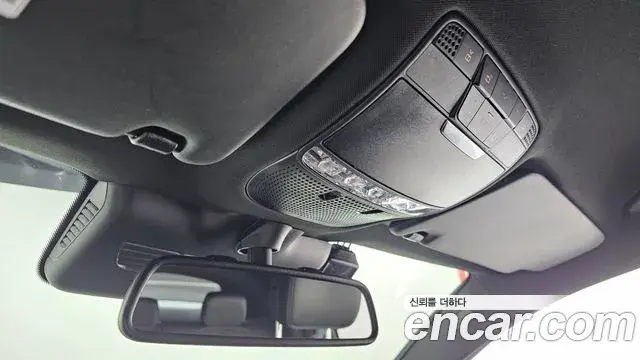 Mercedes-Benz GLC-Class 2019 — Şəkil 19/20