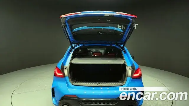 BMW 1 Series 2022 — ფოტო 20/20
