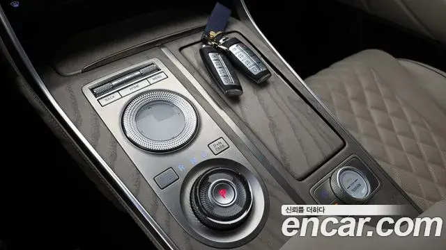 Genesis GV80 2021 — Şəkil 26/33