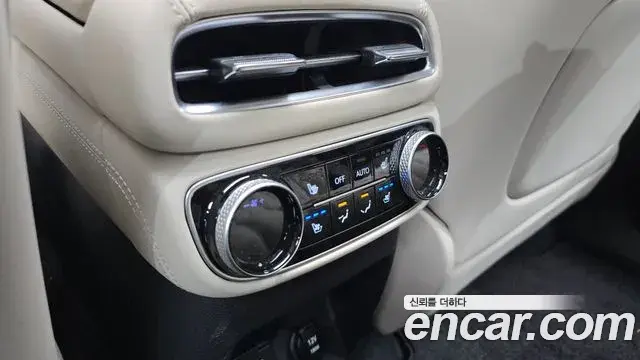 Genesis GV80 2021 — Şəkil 22/33