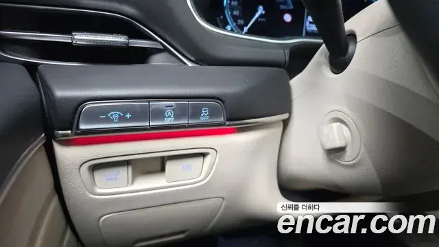 Genesis GV80 2021 — Şəkil 18/33