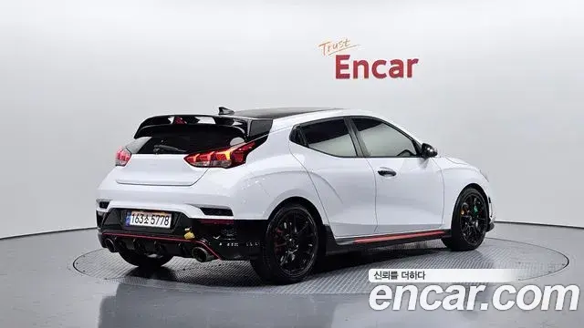 Hyundai Veloster 2020 — Şəkil 18/20