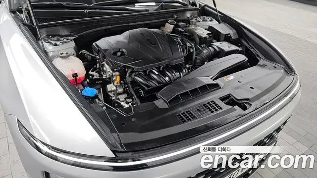 Hyundai Grandeur Hybrid 2023 — Şəkil 12/20