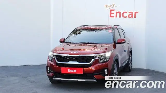 Kia Seltos 2022 — ფოტო 2/20