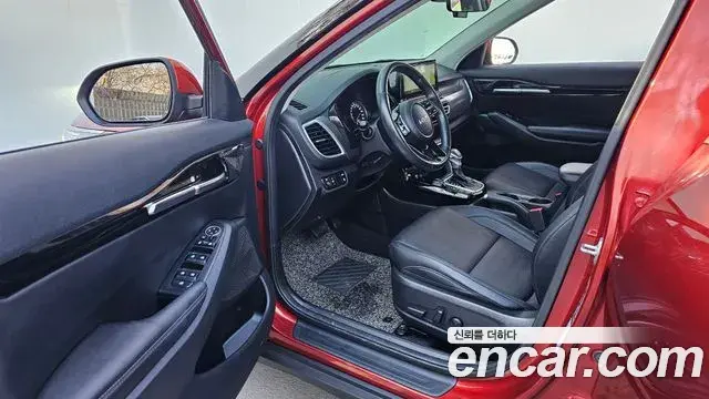 Kia Seltos 2022 — ფოტო 11/20