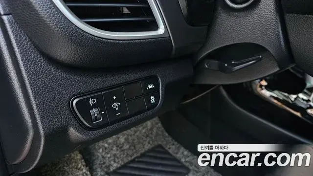 Kia Seltos 2022 — ფოტო 12/20