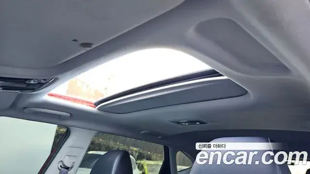 Kia Seltos 2022 — ფოტო 4/20