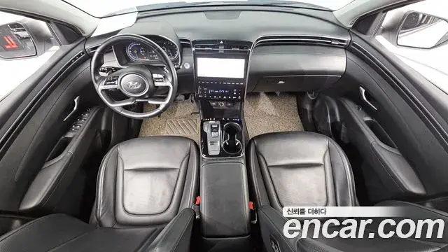 Hyundai Tucson Hybrid 2021 — Photo 9/20