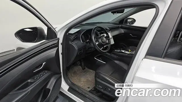 Hyundai Tucson Hybrid 2021 — Photo 15/20