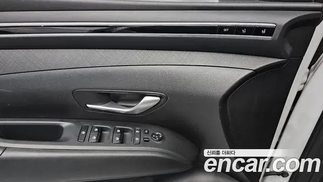 Hyundai Tucson Hybrid 2021 — Photo 10/20