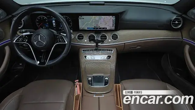 Mercedes-Benz E-Class 2021 — Фото 7/20