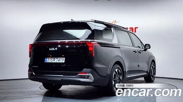 Kia Carnival 2025 — ფოტო 16/20