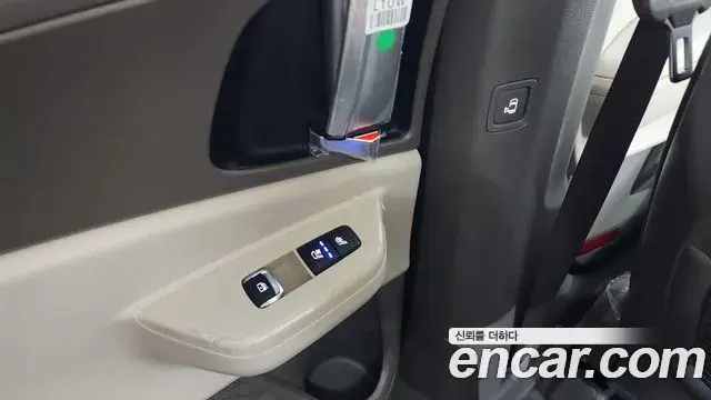 Kia Carnival 2025 — ფოტო 5/20