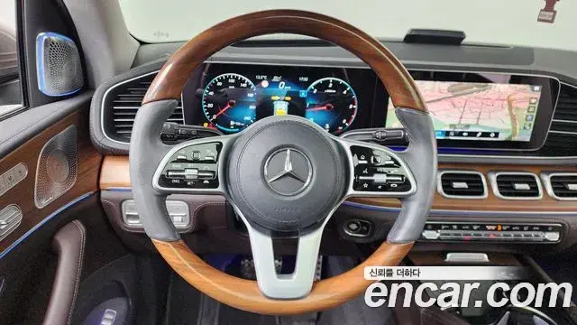 Mercedes-Benz GLS-Class 2020 — Фото 13/20