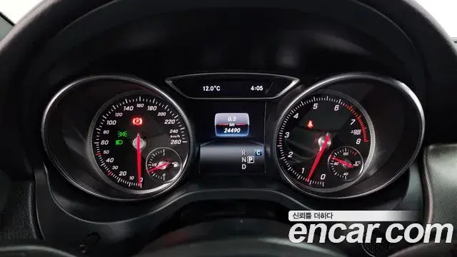 Mercedes-Benz CLA-Class 2018 — Photo 16/20