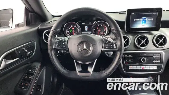 Mercedes-Benz CLA-Class 2018 — Photo 2/20