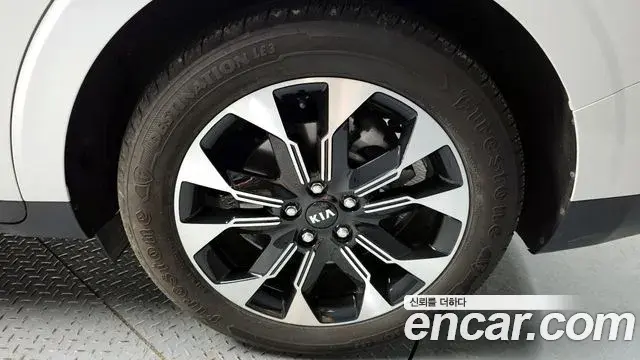 Kia Carnival 2020 — Şəkil 2/20