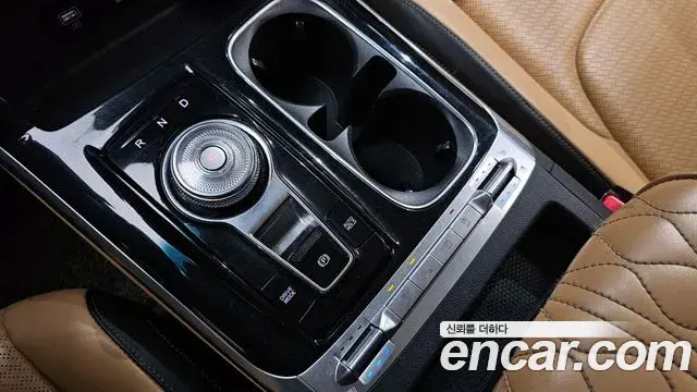 Kia Carnival 2020 — Şəkil 19/20