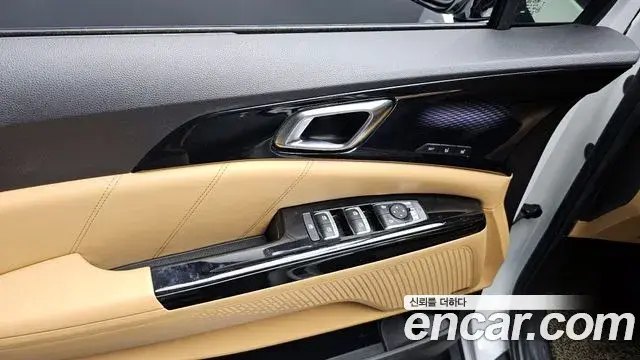 Kia Carnival 2020 — Şəkil 10/20