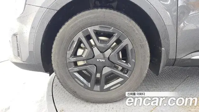 Kia Sorento 2023 — Şəkil 2/20