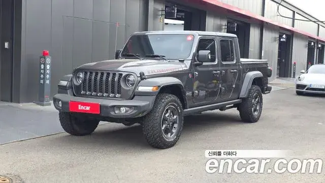 Jeep Gladiator 2021 — ფოტო 4/20