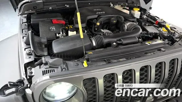Jeep Gladiator 2021 — ფოტო 18/20