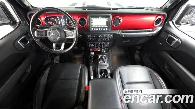 Jeep Gladiator 2021 — ფოტო 7/20