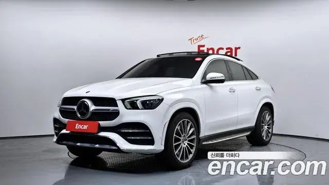 Mercedes-Benz GLE-Class 2023 — Фото 1/20