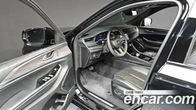 Jeep Grand Cherokee 2023 — Şəkil 19/20