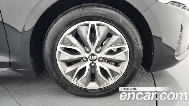 Kia K5 2020 — Photo 5/20