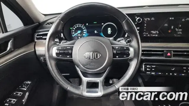 Kia K5 2020 — Photo 17/20