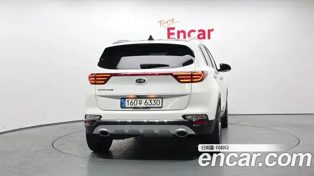 Kia Sportage The Bold 2021 — Photo 18/20