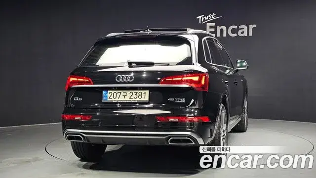 Audi Q5 2021 — Фото 4/20