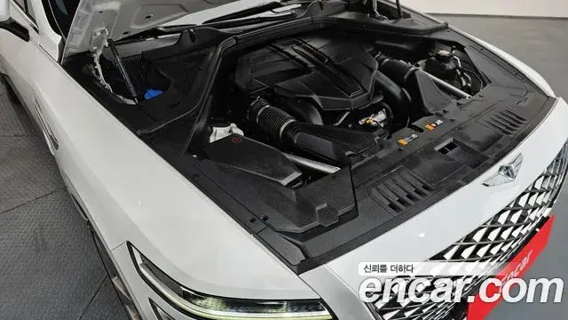 Genesis GV80 2022 — ფოტო 19/20
