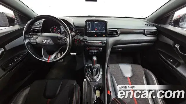 Hyundai Veloster 2018 — ფოტო 1/20