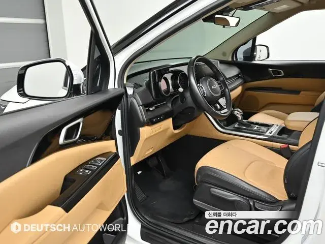 Kia Carnival 2022 — Фото 14/20