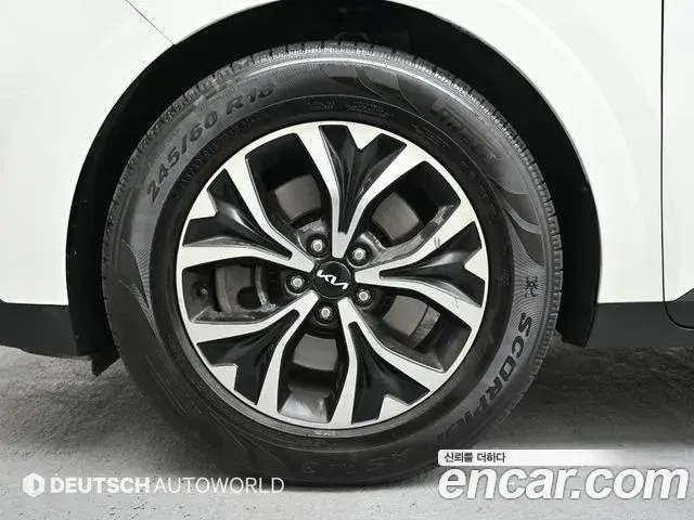 Kia Carnival 2022 — Фото 18/20