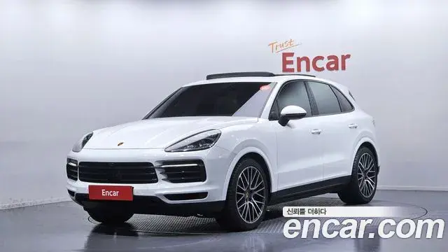 Porsche Cayenne 2022 — Фото 1/20