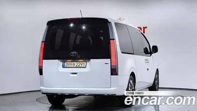 Hyundai Staria 2022 — Photo 19/20