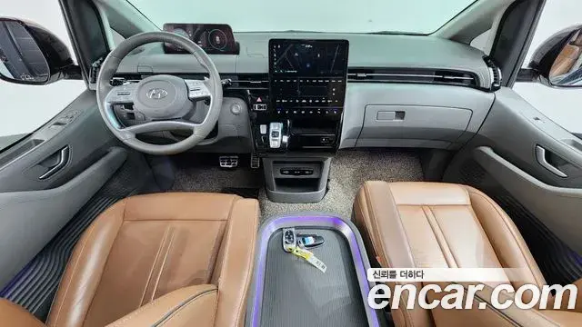 Hyundai Staria 2022 — Photo 20/20