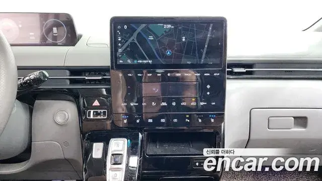 Hyundai Staria 2022 — Photo 18/20