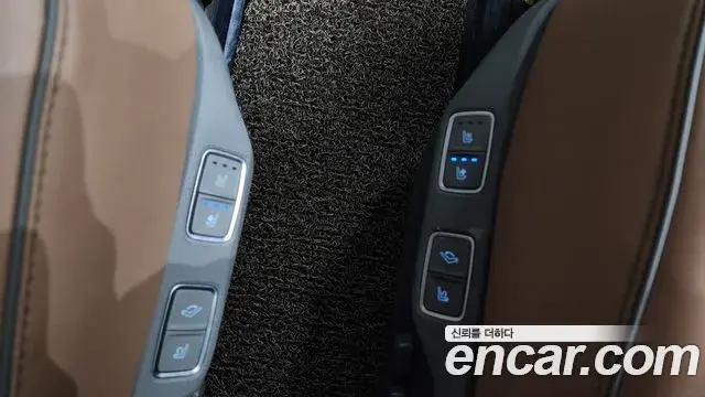 Hyundai Staria 2022 — Photo 12/20