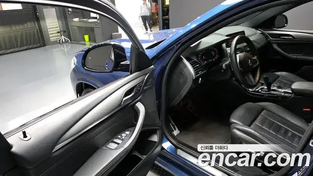 BMW X4 2020 — ფოტო 17/20