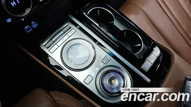 Genesis G80 2021 — ფოტო 15/20