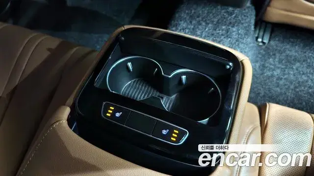 Genesis G80 2021 — ფოტო 16/20